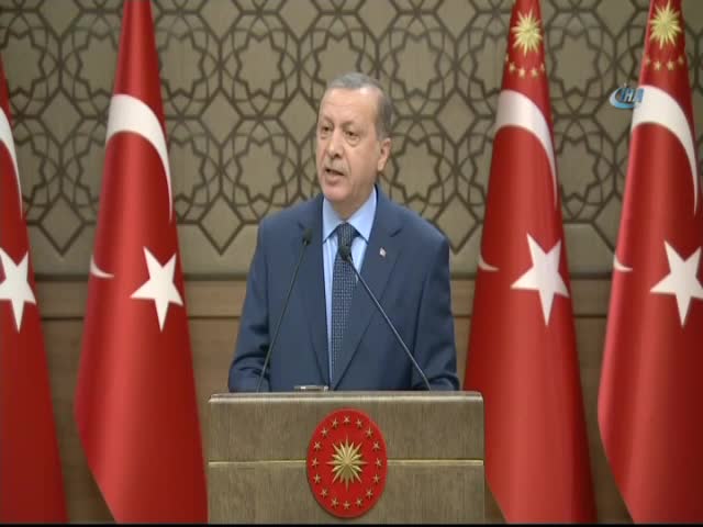 Cumhurbaşkanı Erdoğan: 'Sevr'i gösterip Lozan'a ikna ettiler'