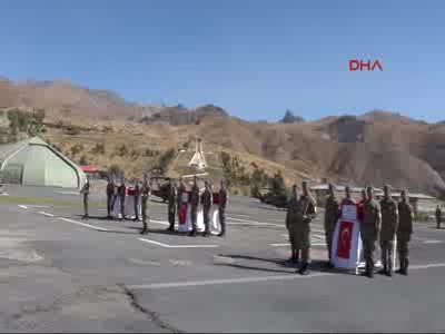 Hakkari'de şehit korucular için tören düzenlendi