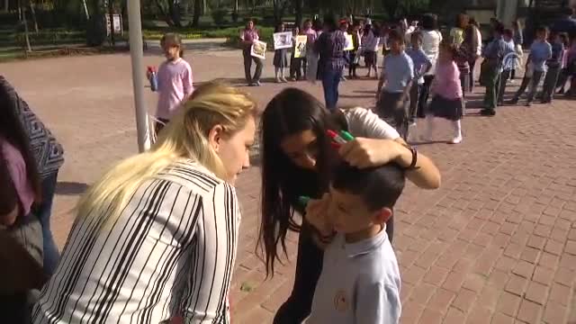 Bursa'da öğrencilerden hayvanat bahçesine ziyaret