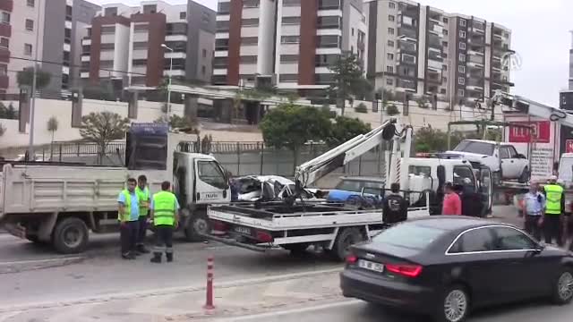 Bursa'da Esentepe kavşağında feci kaza! - 2