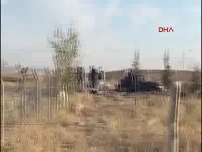 Ankara'da iki canlı bomba kendini patlattı - 1