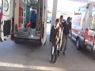 Niğde'de patates işçilerini taşıyan minibüs takla attı: 13 yaralı