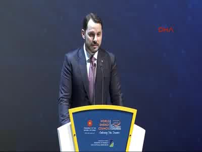 Berat Albayrak enerji zirvesinde konuştu