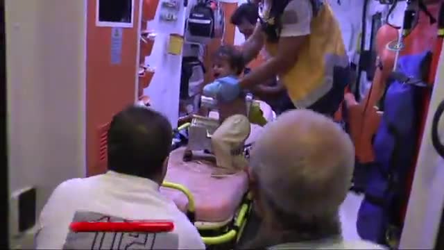 Kolunu kaptırdığı kıyma makinesiyle hastaneye getirildi