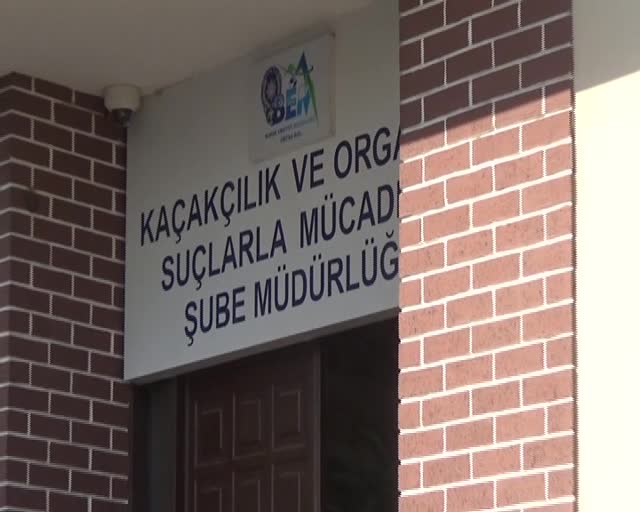 Bursa'da uyuşturucudan yakalanınca suçu oğlunun üzerine attı