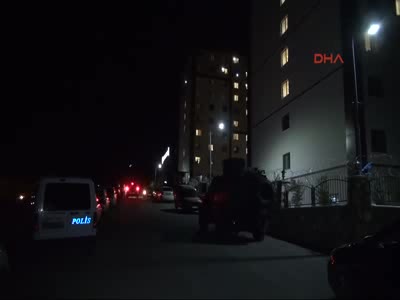 Öğrenciler yurt yönetimini protesto etti