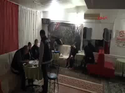 Kuşadası'nda fuhuş operasyonu: 16 tutuklu