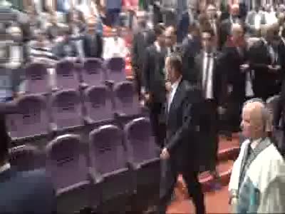 Bakan Özhaseki: Bir tek masum yanmasın diye dua ediyorum