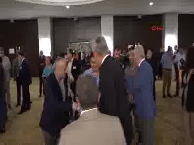 Bozkır: Darbecilerde değil, darbeye karşı koyanlarda bayrak vardı