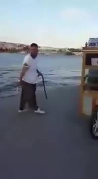 15 Temmuz gazisi tatlıcıya zabıta dayağı
