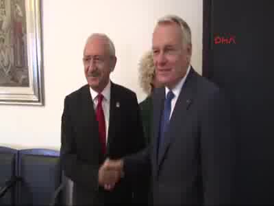 Kılıçdaroğlu, Fransa Dışişleri Bakanı Ayrault ile görüştü
