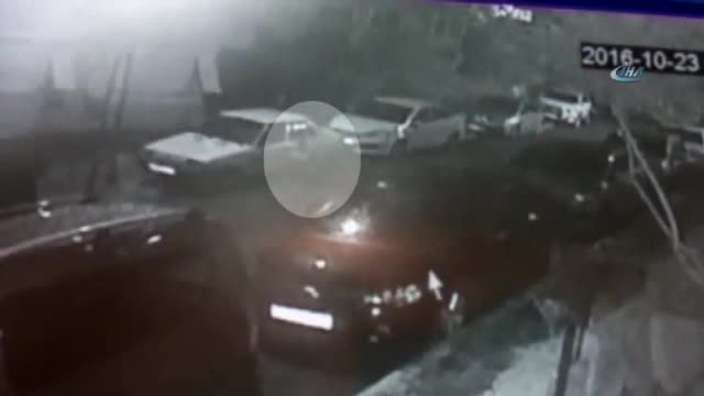 10 saniyede otomobil hırsızlığı kamerada