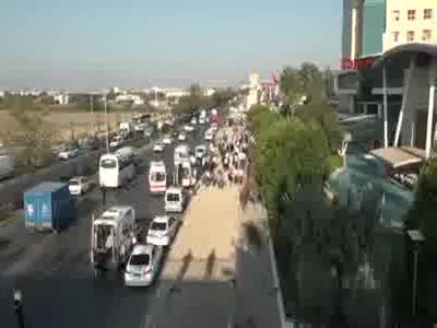 Antalya'da büyük patlama ambulanslar sevkedildi - 1