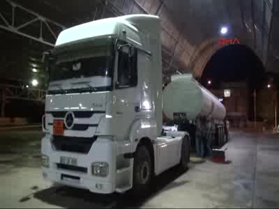 Tankerden 170 bin paket kaçak sigara çıktı