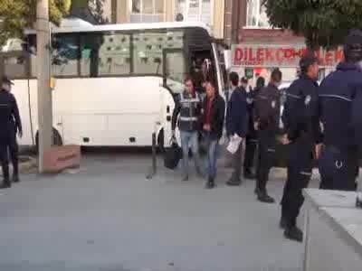 FETÖ şüphelisi 12 polis adliyeye sevk edildi