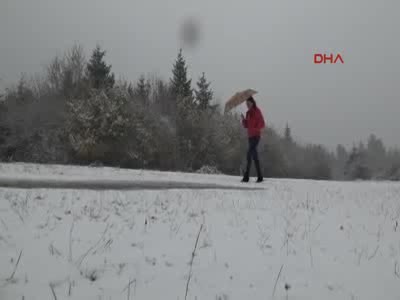 Kartalkaya beyaza büründü
