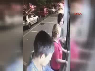 Kapkaççı ensesindeki dövmeden yakalandı