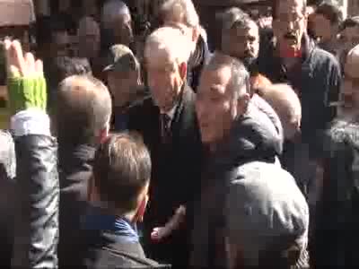 HDP'lilerin gözaltına alınmasını protesto eden gruba polis müdahale etti