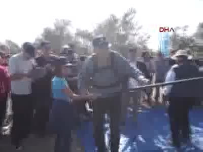 Karatay zeytinyağı içirmek için söz yazdı