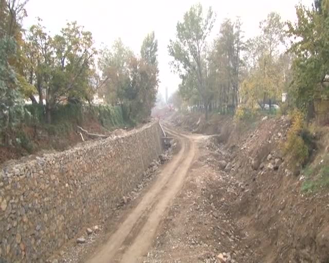 Bursa'da Hacivat Deresi temizlendi