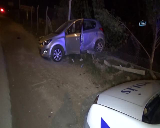 Bursa'da çaldıkları araçla kaza yapıp kaçtılar!