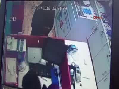 Bursa'da peçeli tırnakçı kameraya böyle yakalandı