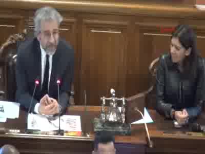 Paris Belediyesi'nden Can Dündar'a fahri hemşerilik ödülü - 2