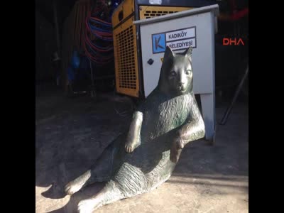 Tombilinin heykeli bulundu