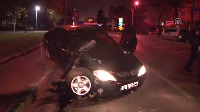 Bursa'da polisten kaçan sürücü kaza yaptı