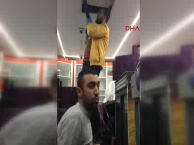 Dernek adı altındaki pavyona polis operasyonu