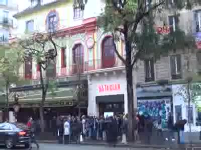 Paris terör kurbanlarını andı