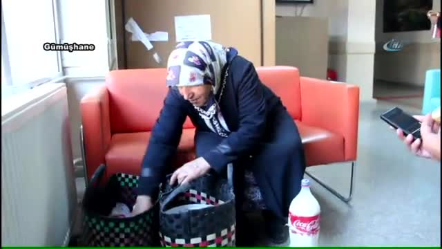 35 yıldır hasta ve refakatçilere ikramda bulunuyor