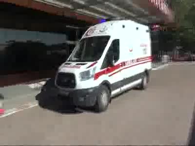 DAEŞ Azez'de bombalı araç patlattı: 11 ölü