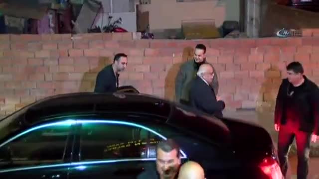 Bakan Avcı 'Söğüdün Erenleri' türküsüne eşlik etti