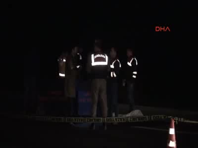Yol kenarında ölü olarak bulundu