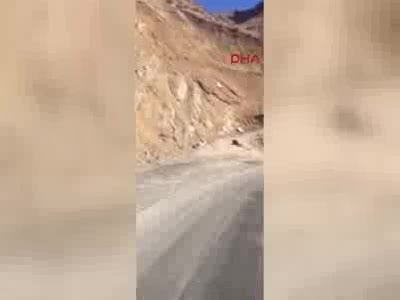 Asker ziyaretine giderken mayın patladı: 1 ölü, 1 yaralı