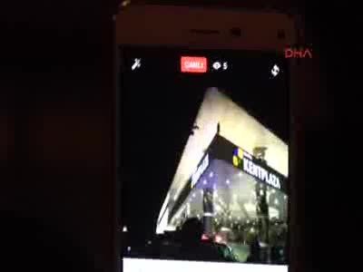 İntihar girişimini internetten canlı yayınlayıp, selfie yaptılar
