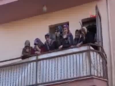 Bursa'da öldürülen genç kız toprağa verildi