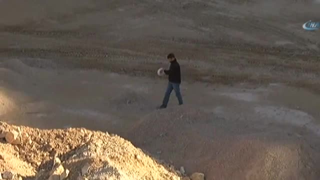 Adana'da ele geçirilen bomba böyle imha edildi