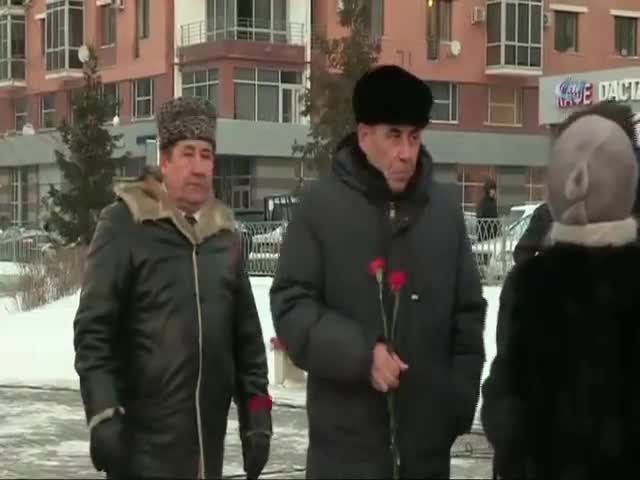 Başbakan Yıldırım Kazan'da anıt açılışına katıldı