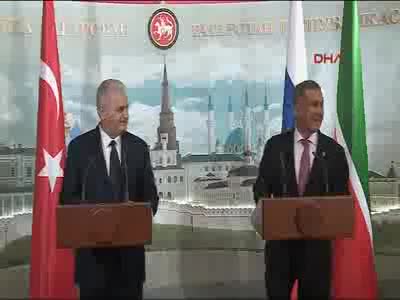 Başbakan Yıldırım ve Tataristan Cumhurbaşkanı ortak basın toplantısı düzenledi