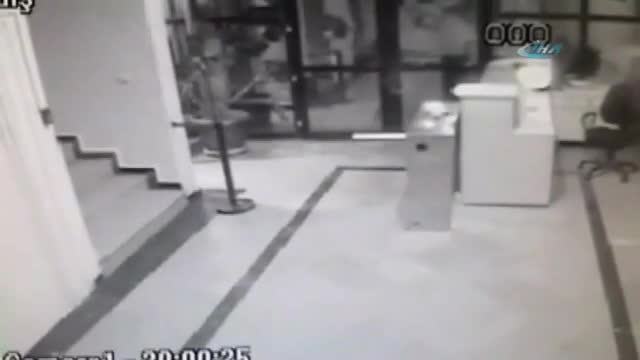 Yeniçağ gazetesine saldırı anı kamerada