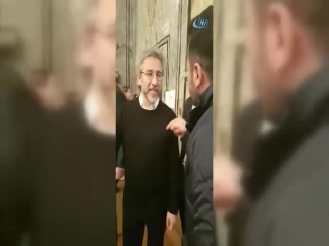Can Dündar'a İsviçre'de büyük şok