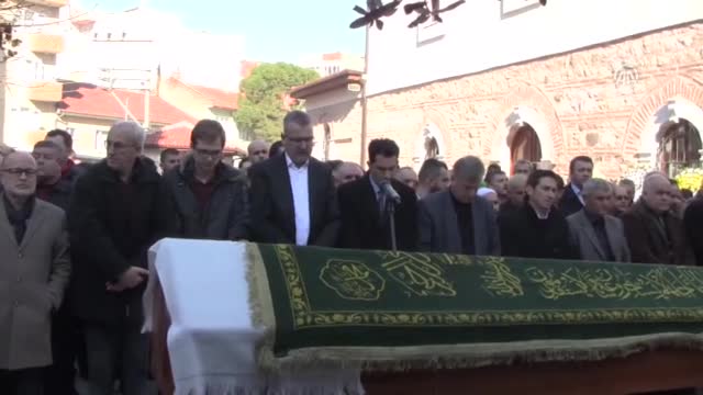 Bursa Karacabey Belediye Başkanı Özkan'dan babasına son görev