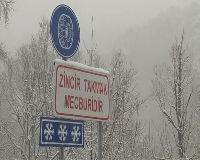 Bursa Uludağ'da kar ve kazalar!
