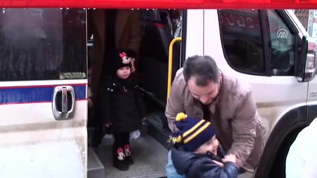 Bursalı miniklerden "Askıda Ekmek" projesine destek
