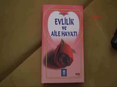 Kütahya Belediyesi'nin 'Evlilik' kitabına CHP İl Başkanı tepki gösterdi