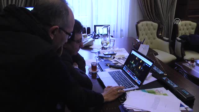Bursa&nbsp;Valisi İzzettin Küçük, "Yılın Fotoğrafı" oylamasına katıldı