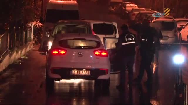 İstanbul'da polisle gaspçılar arasında çatışma