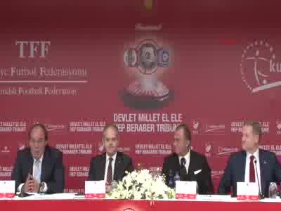 Futbol ailesi teröre karşı sahada